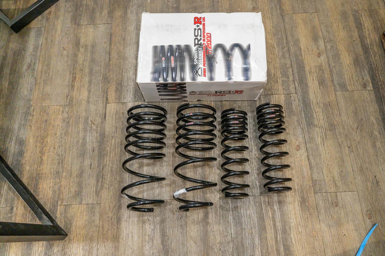 RSR T1200 Lowering Kit Toyota Land Cruiser 300
