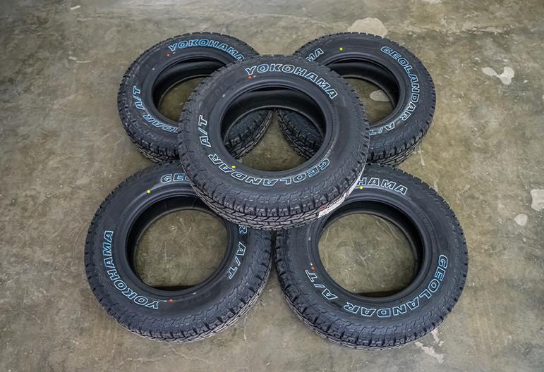 Yokohama Geolandar A/T G015 225/75 R16