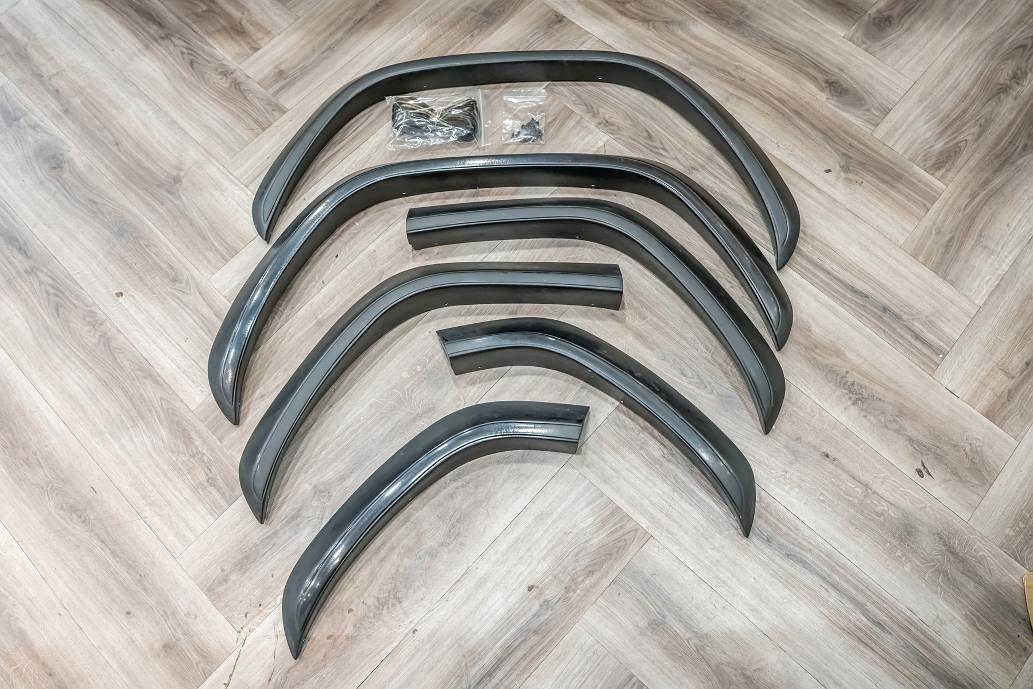 Land Cruiser 300 GR Exclusive Overfender 50mm